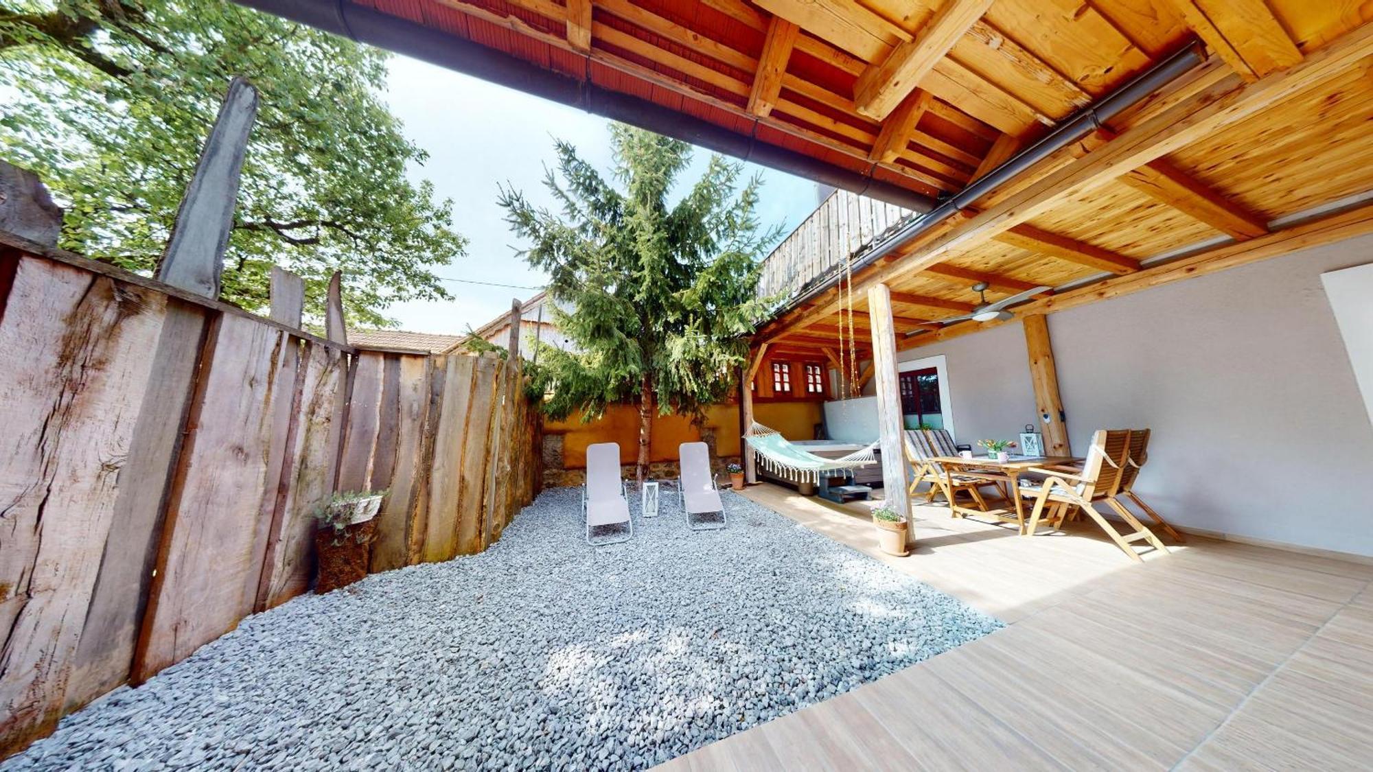 Resort Hisa Ida - Apartments With Hot Tub And Sauna Ivancna Gorica Cameră foto