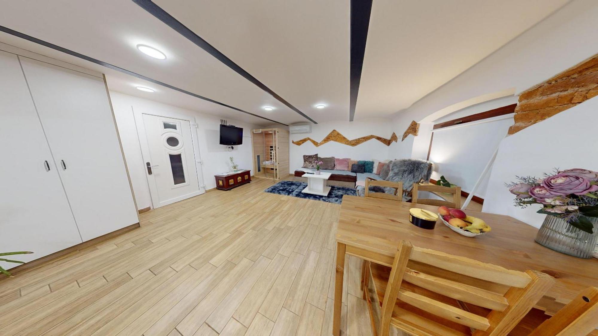 Resort Hisa Ida - Apartments With Hot Tub And Sauna Ivancna Gorica Cameră foto